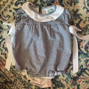 Cecil & Lou smocked bubble